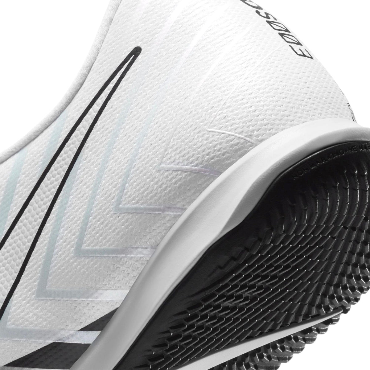 Mercurial Vapor 13 Academy IC Indoor Soccer Shoes Men product image 10, provided for visual reference and product detail