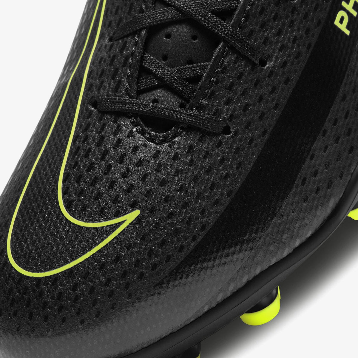 Jr. Phantom GT Club MG Black Youth product image 11, provided for visual reference and product detail review