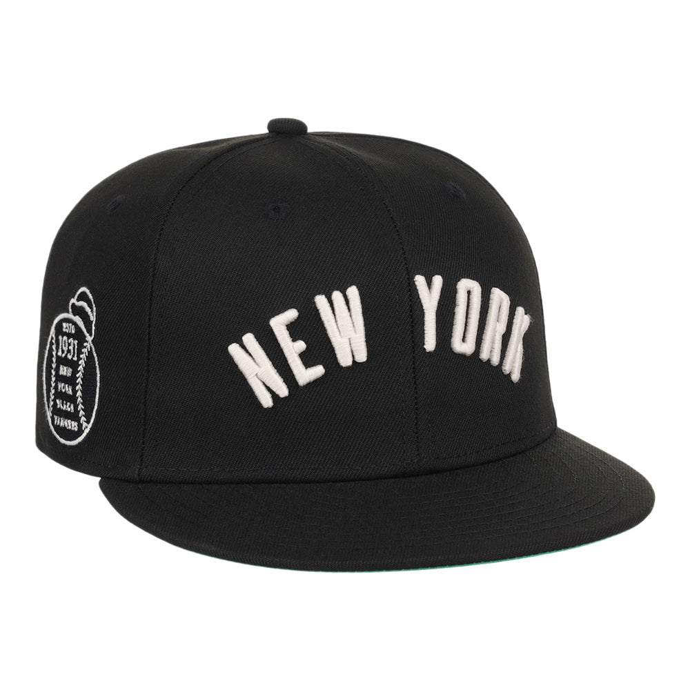 New York Black Yankees NLB Black/White Fitted Ballcap product image 1, provided for visual reference and product detail