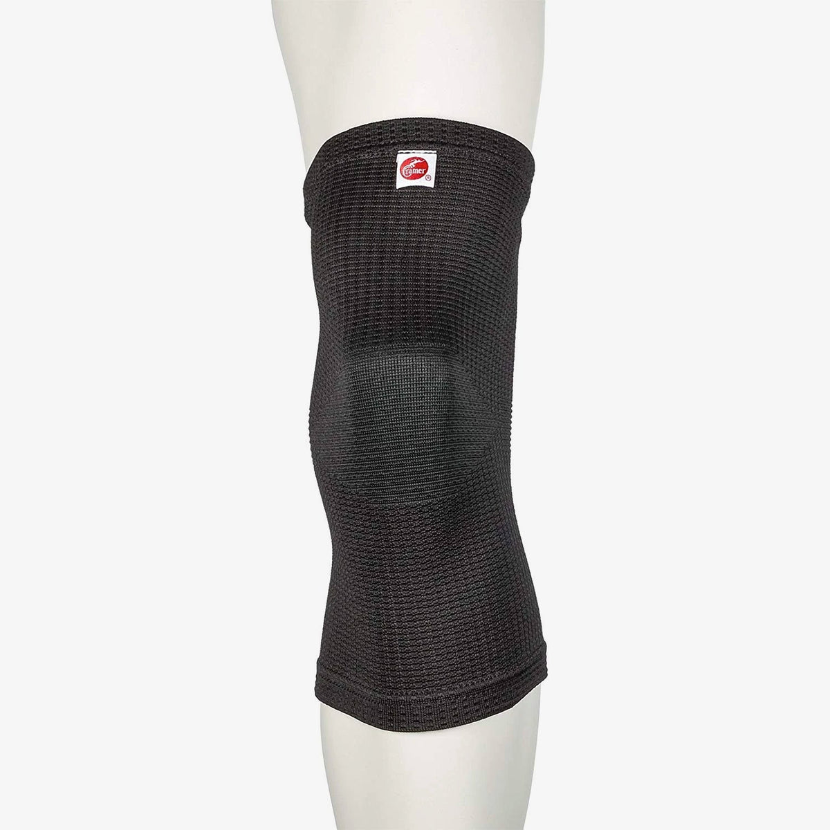 Nano Flex Knee Support Medium - Black product image 1, provided for visual reference and product detail review