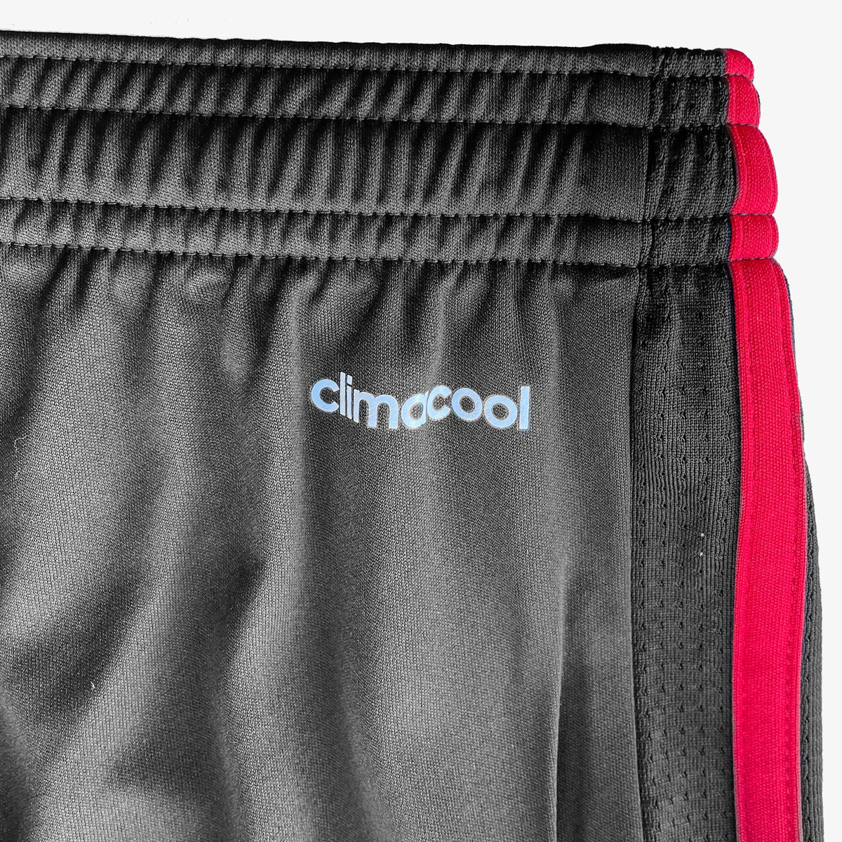 Tiro17 Youth Short Black/Red product image 3, provided for visual reference and product detail review