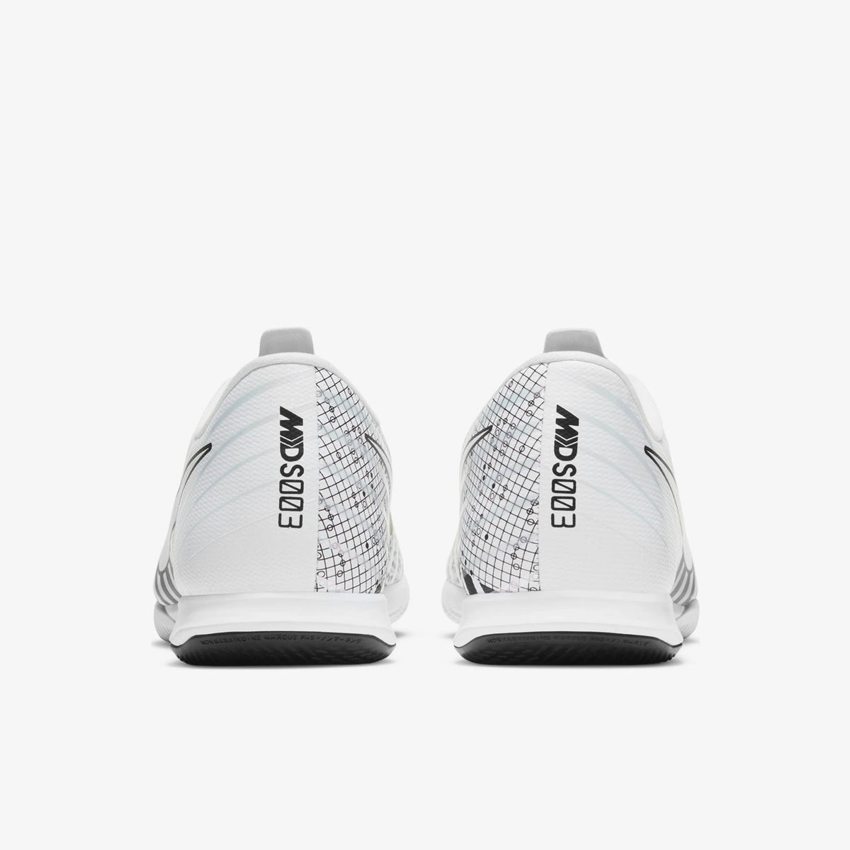Mercurial Vapor 13 Academy IC Indoor Soccer Shoes Men product image 9, provided for visual reference and product detail