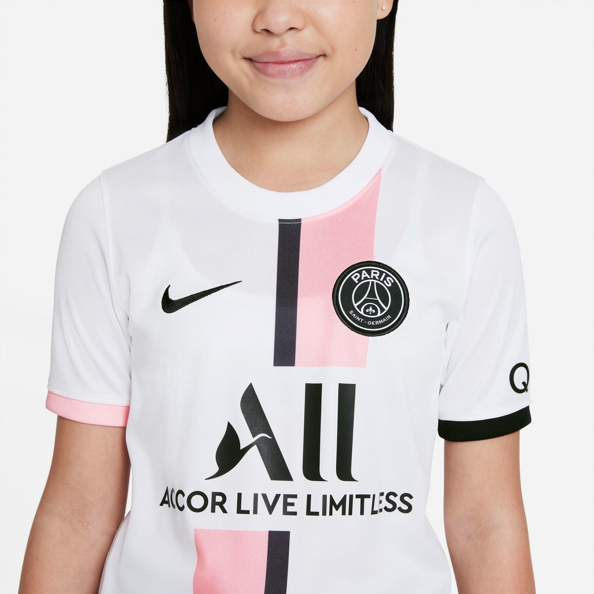 Paris Saint-Germain 2021/22 Stadium Away Big Kids' Nike Dri-FIT Soccer Jersey product image 5, provided for visual reference