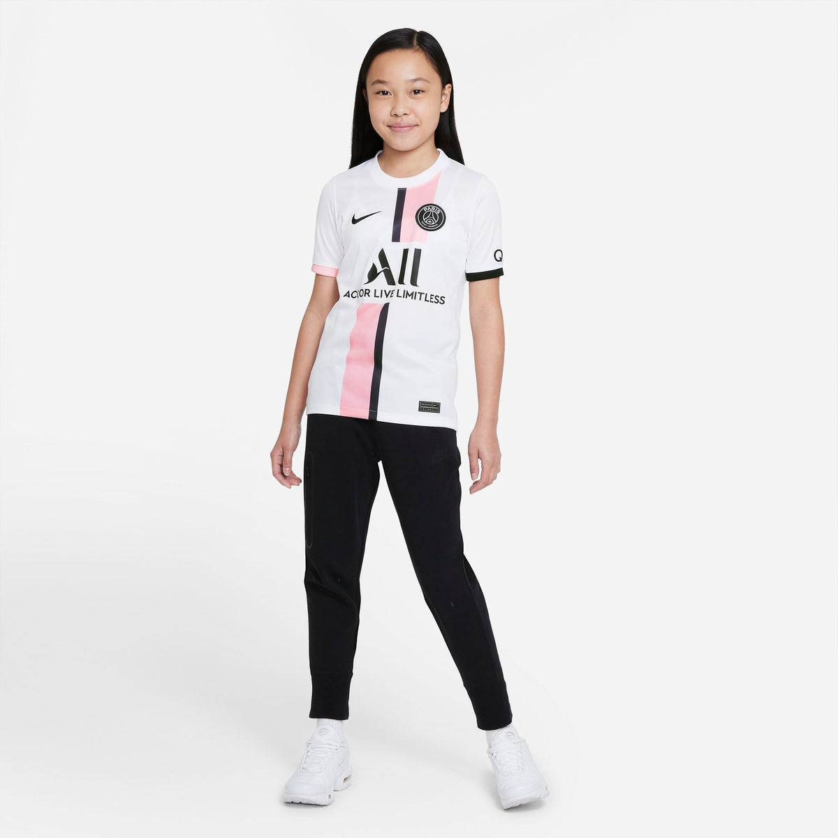 Paris Saint-Germain 2021/22 Stadium Away Big Kids' Nike Dri-FIT Soccer Jersey product image 1, provided for visual reference