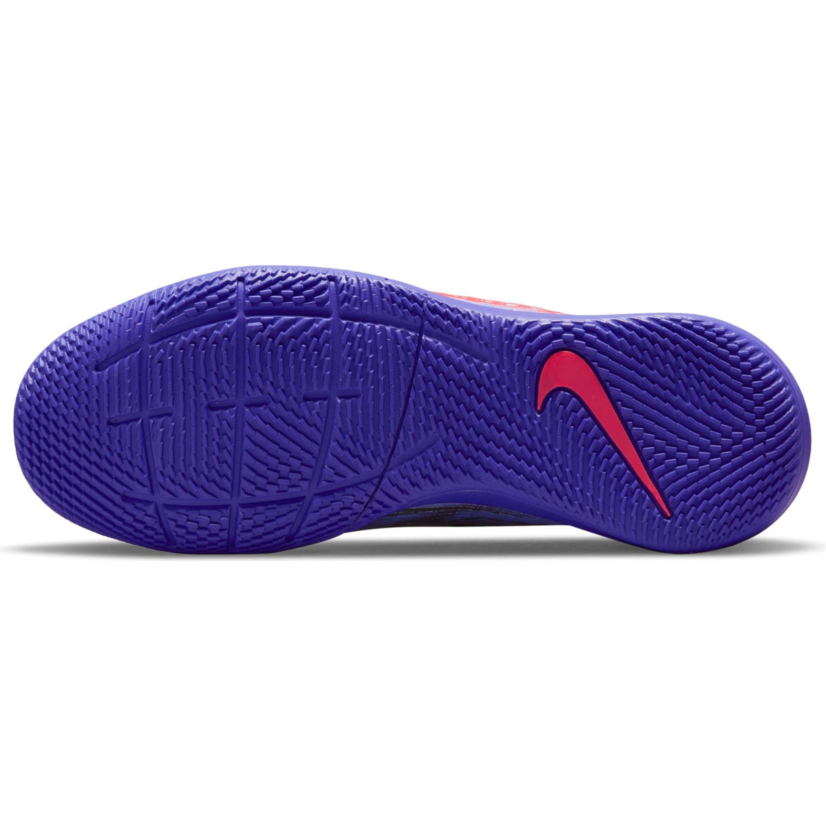 Nike Jr. Mercurial Superfly 8 Academy KM IC Little/Big Kids' Indoor/Court Soccer Shoes product image 5, provided for visual