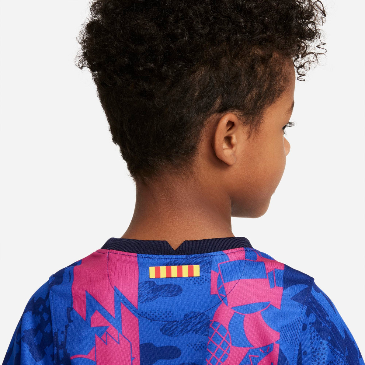 FC Barcelona 2021/22 Third Little Kids' Soccer Kit product image 10, provided for visual reference and product detail review