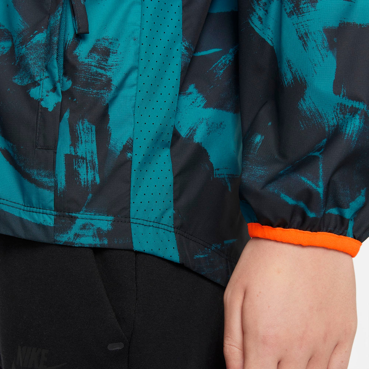 Chelsea FC Repel Academy AWF Big Kids' Nike Dri-FIT Soccer Jacket product image 8, provided for visual reference and product