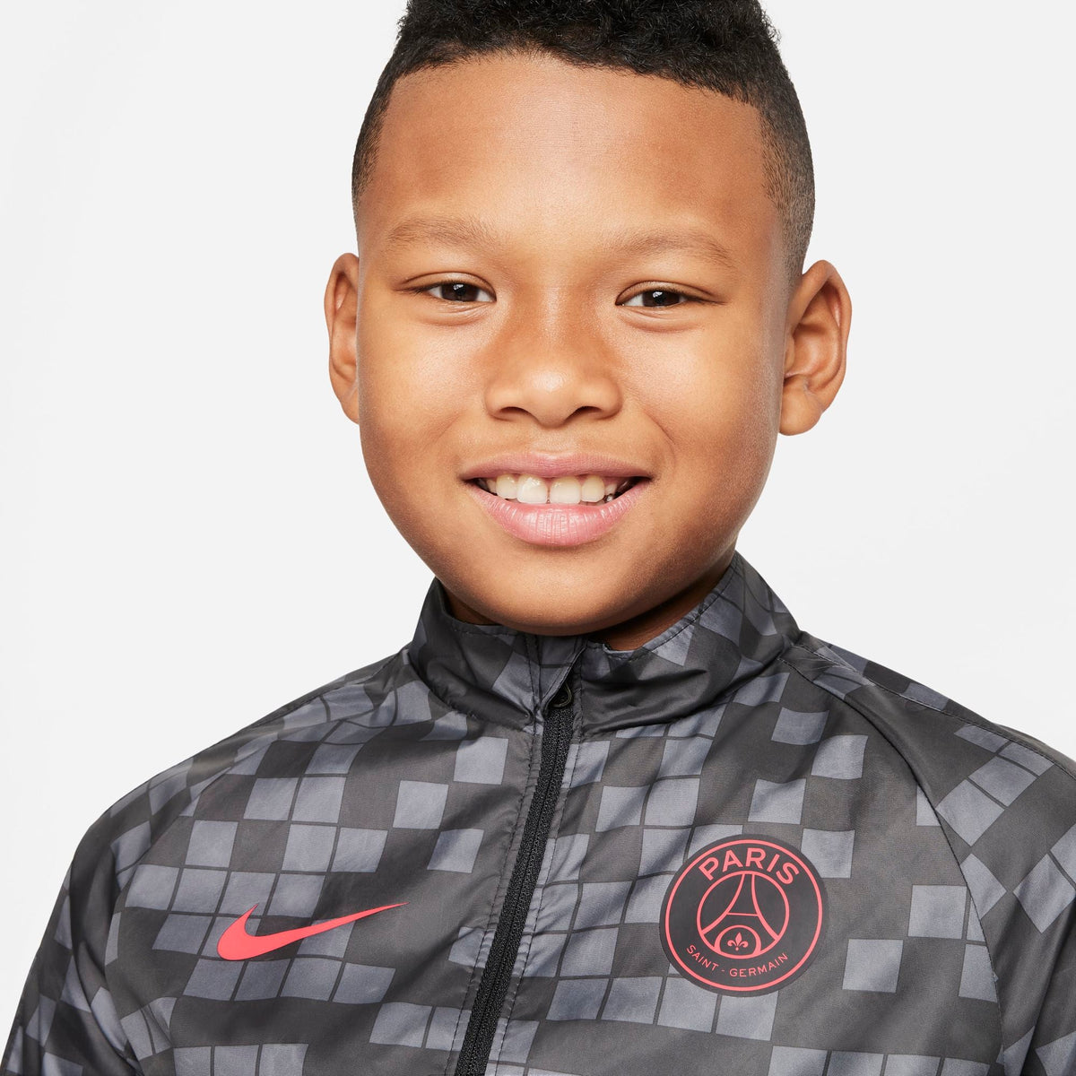 Paris Saint-Germain Repel Academy AWF Big Kids' Soccer Jacket product image 3, provided for visual reference and product