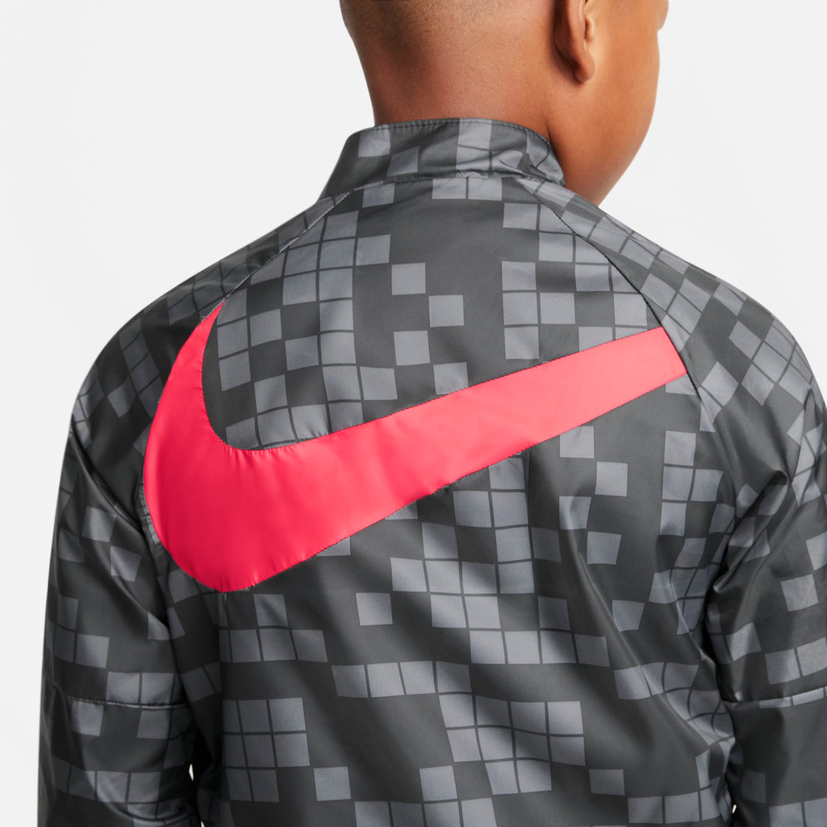 Paris Saint-Germain Repel Academy AWF Big Kids' Soccer Jacket product image 5, provided for visual reference and product