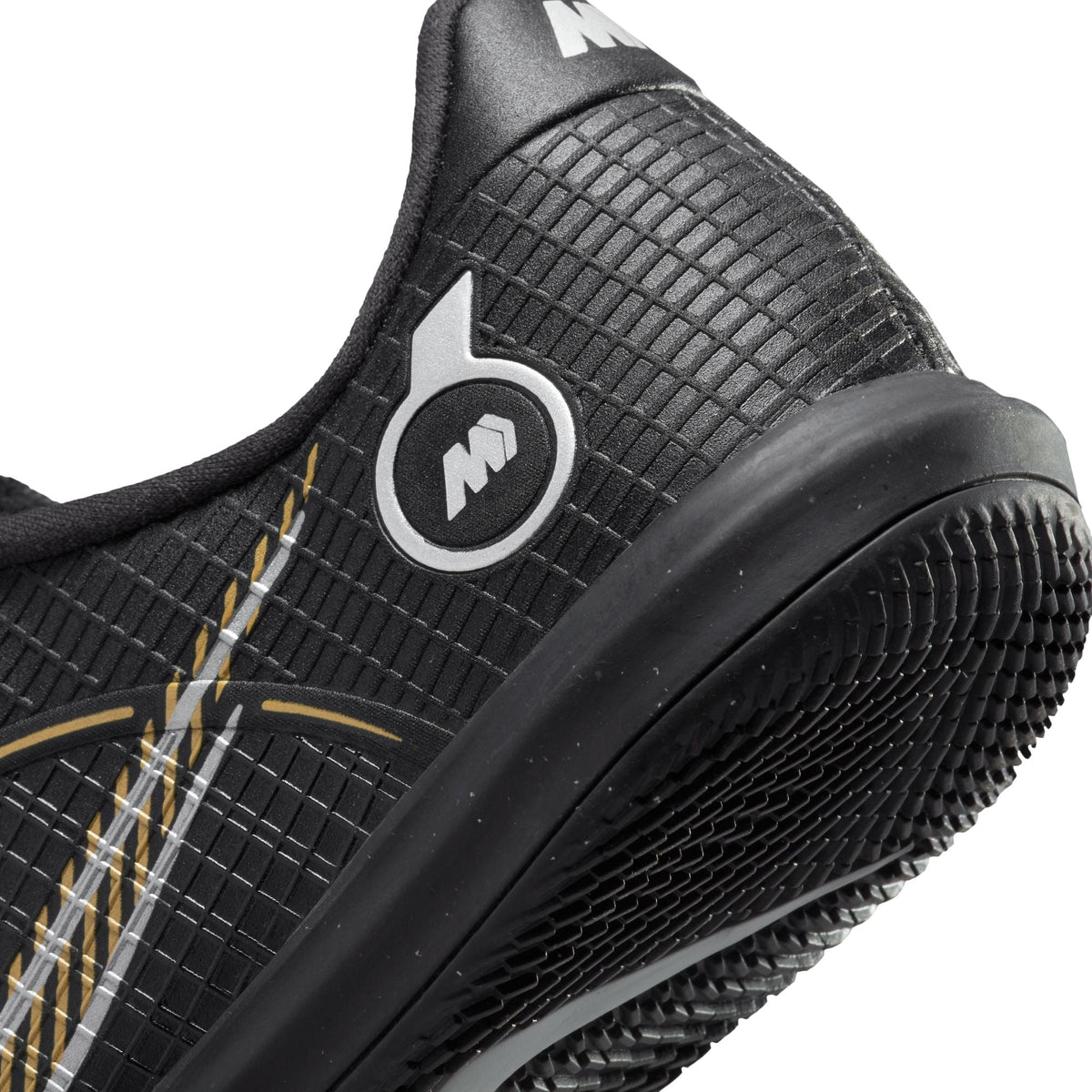 Nike Jr. Mercurial Vapor 14 Academy IC Little/Big Kids' Indoor/Court Soccer Shoes product image 10, provided for visual
