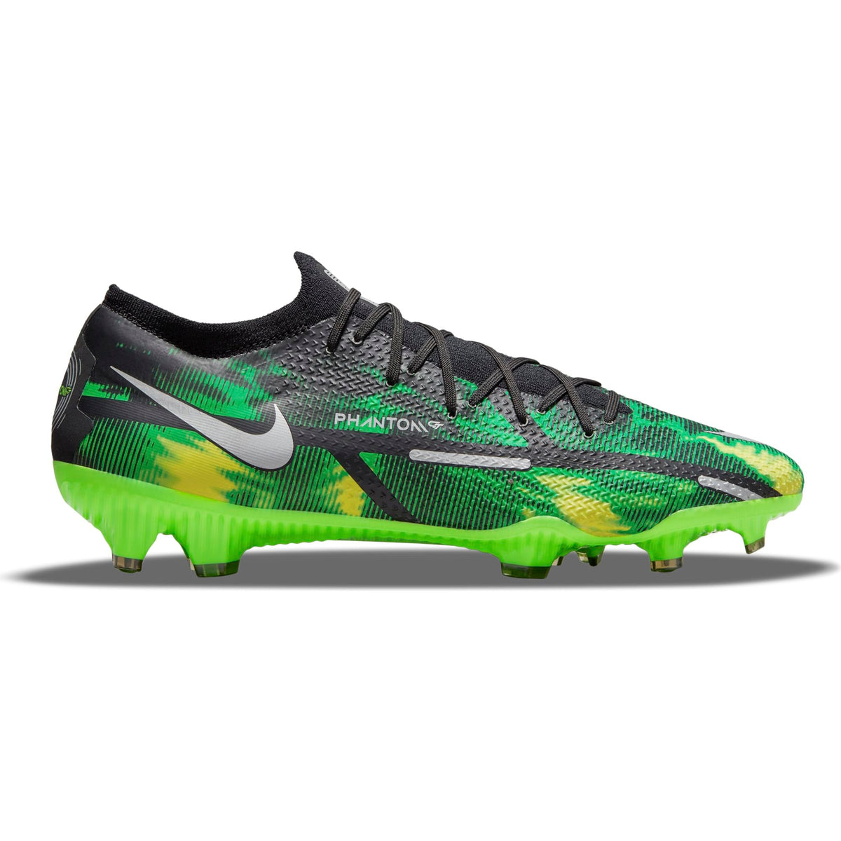 Nike Phantom GT2 Pro FG Firm-Ground Soccer Cleats product image 3, provided for visual reference and product detail review