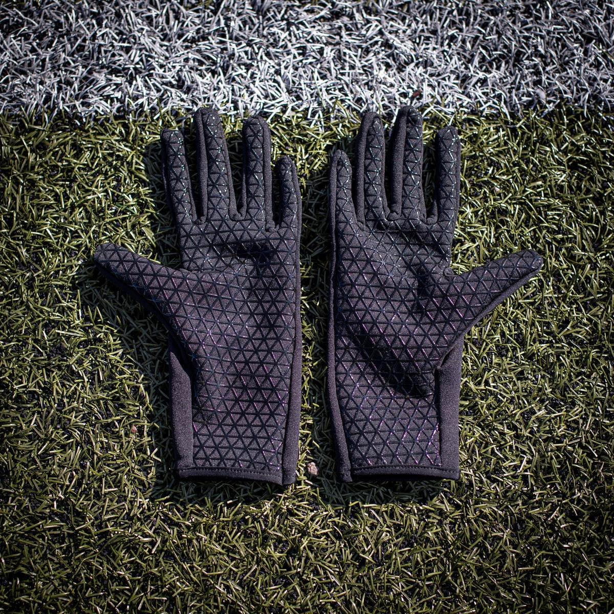 Puregrip Blackout Field Player Glove Black product image 3, provided for visual reference and product detail review