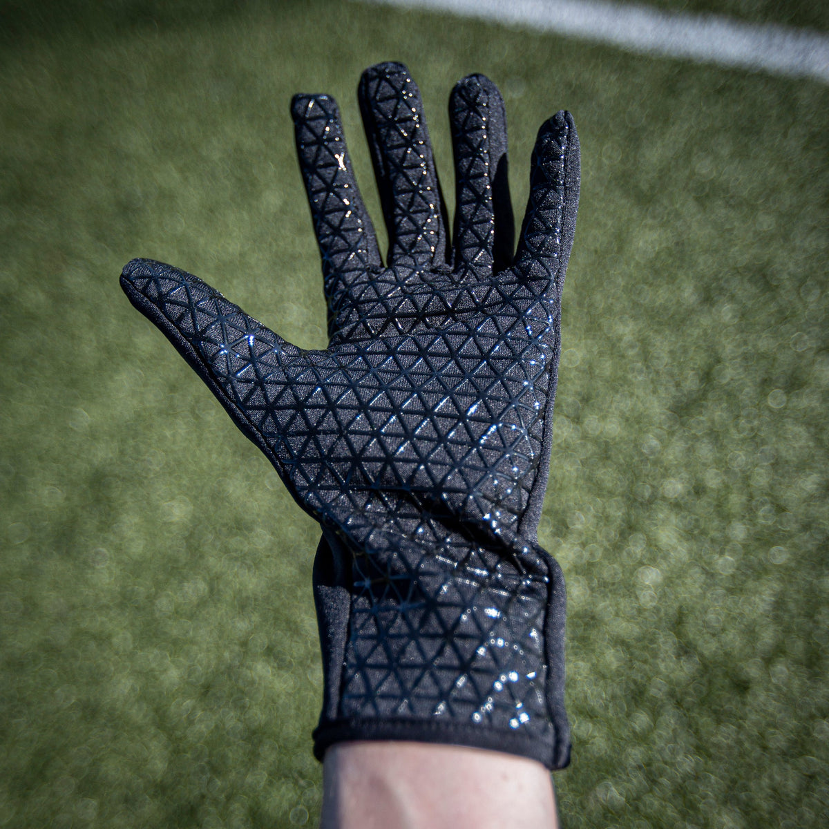 Puregrip Blackout Field Player Glove Black product image 2, provided for visual reference and product detail review
