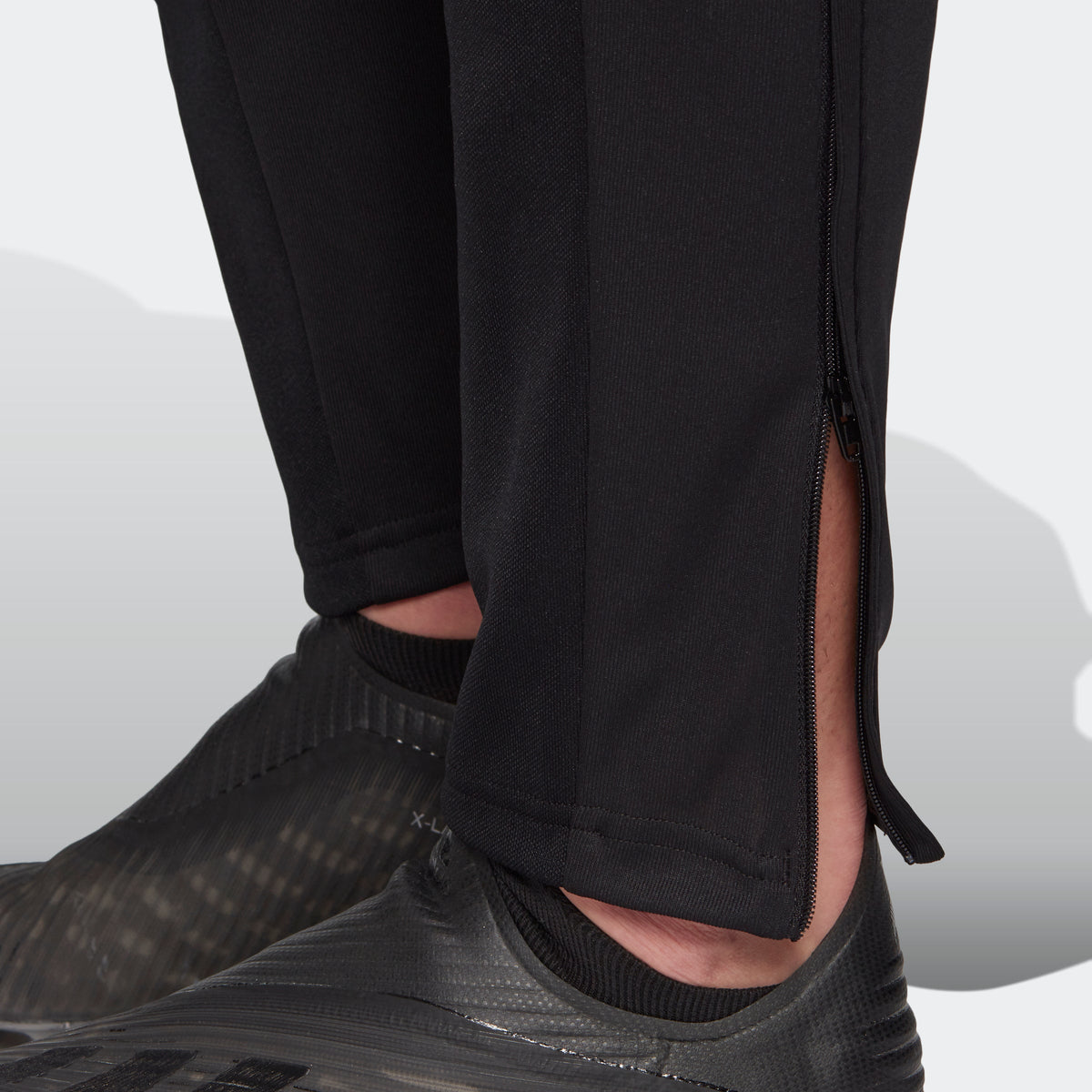 Mexico Training Pants - Black product image 8, provided for visual reference and product detail review