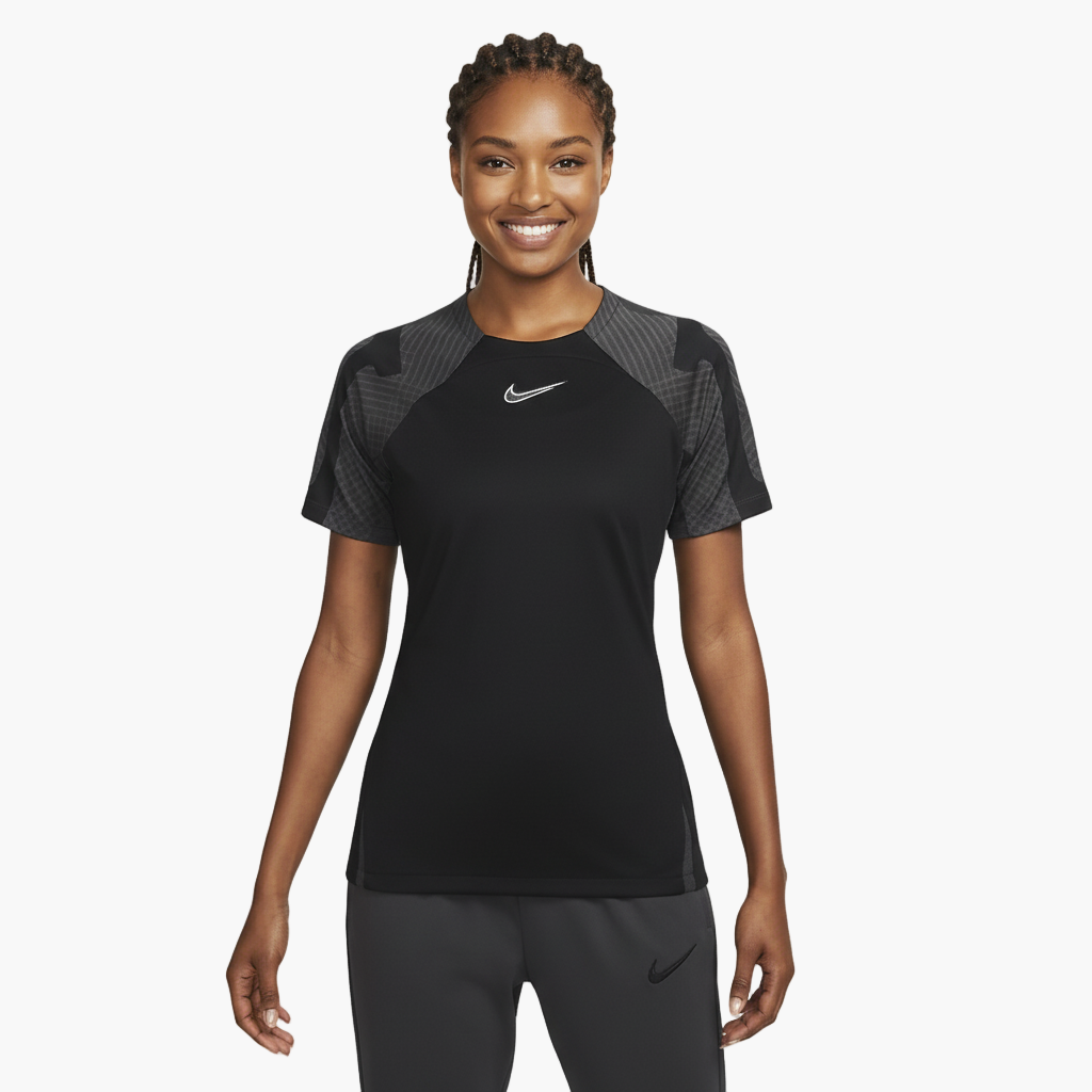 Nike Strike Top Women product image 1, provided for visual reference and product detail review