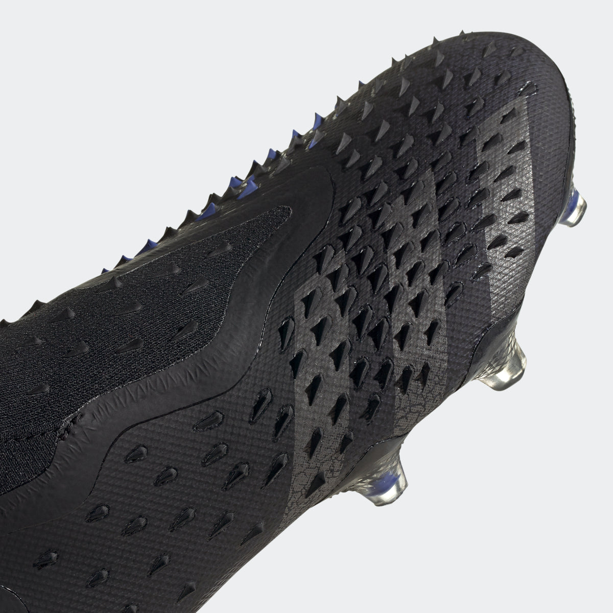Predator Freak + FG - Core Black/Iron Metallic/Sonic Ink product image 8, provided for visual reference and product detail