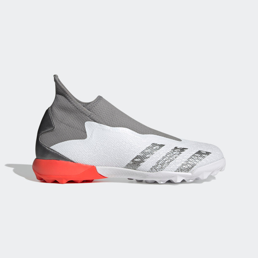 Predator Freak.3 Laceless Turf Shoes product image 1, provided for visual reference and product detail review