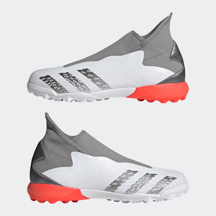 Predator Freak.3 Laceless Turf Shoes product image 7, provided for visual reference and product detail review