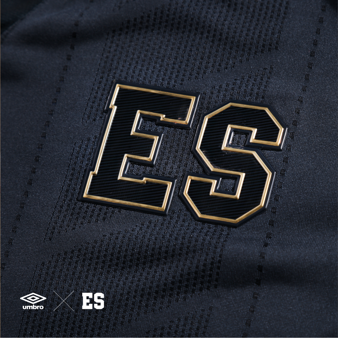 Umbro Men El Salvador Third Long Sleeve Soccer Jersey product image 2, provided for visual reference and product detail