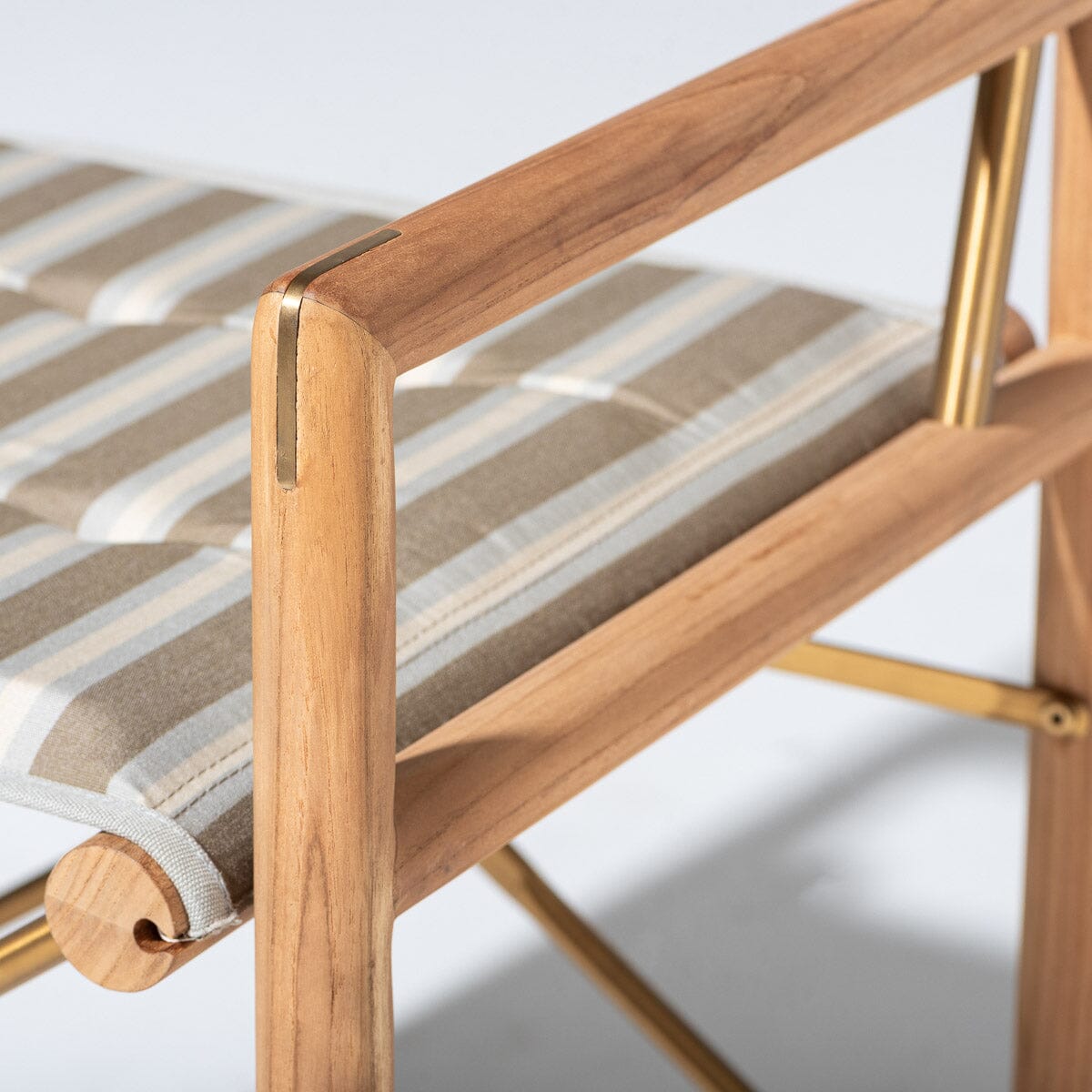 The WES Directors Chair x Jenni Kayne